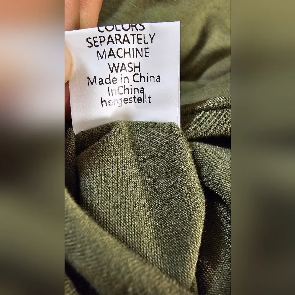 Army Green Oversized Vee neck sleeveless Jumpsuit with pockets New in package XL - Picture 5 of 8